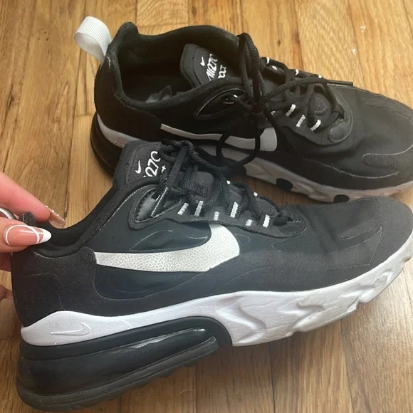 Nike Airmax 270 React - Picture 7 of 8